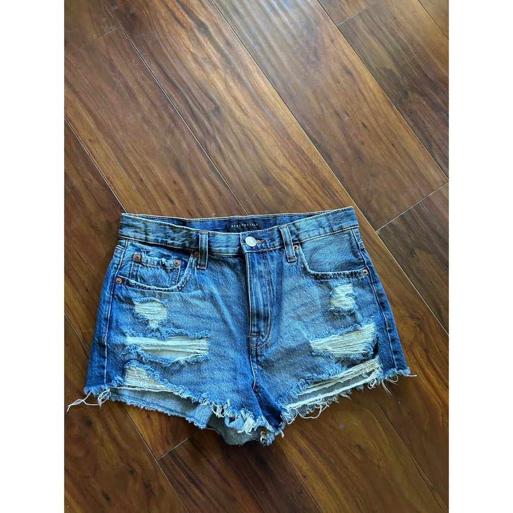 Aeropostale Size 6 Distressed Shorts, blue denim jeans